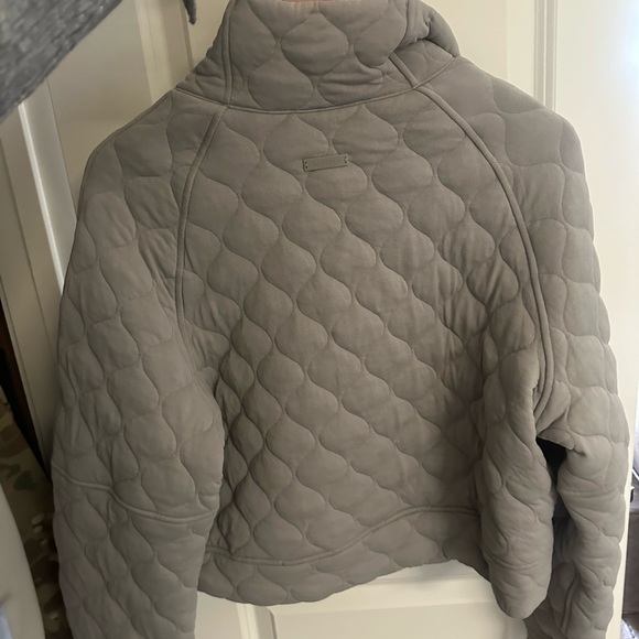 Lululemon Quilted Scuba Women's Jacket - Picture 2 of 2